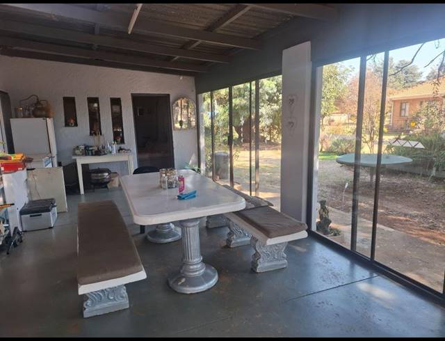 17,131M² SMALLHOLDING FOR SALE IN HILLSIDE